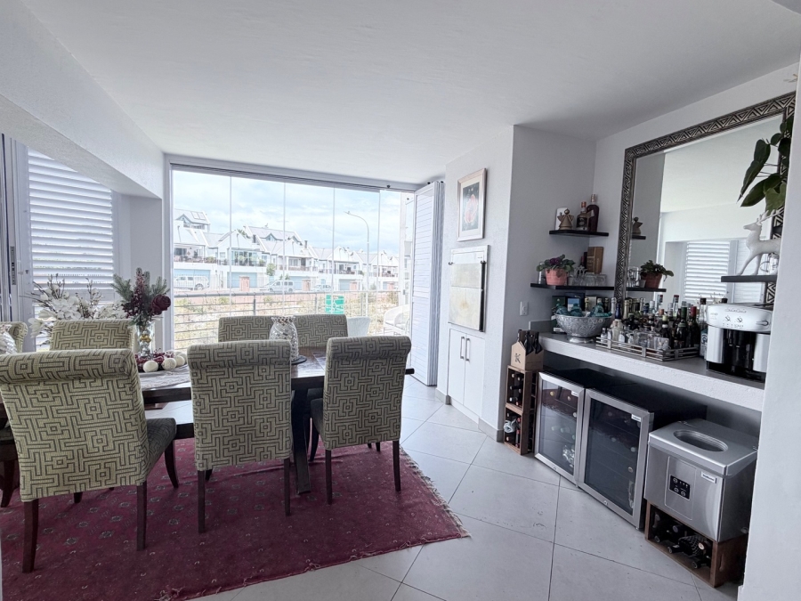 3 Bedroom Property for Sale in Big Bay Western Cape